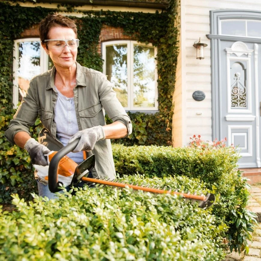 Stihl HSA 45 Cordless Hedge Trimmer - Image 2